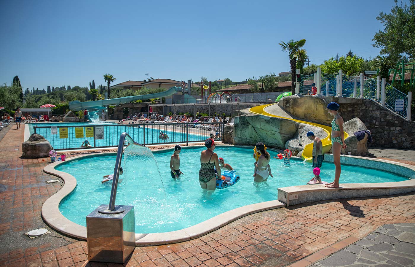 A campsite with swimming pool on Lake Garda